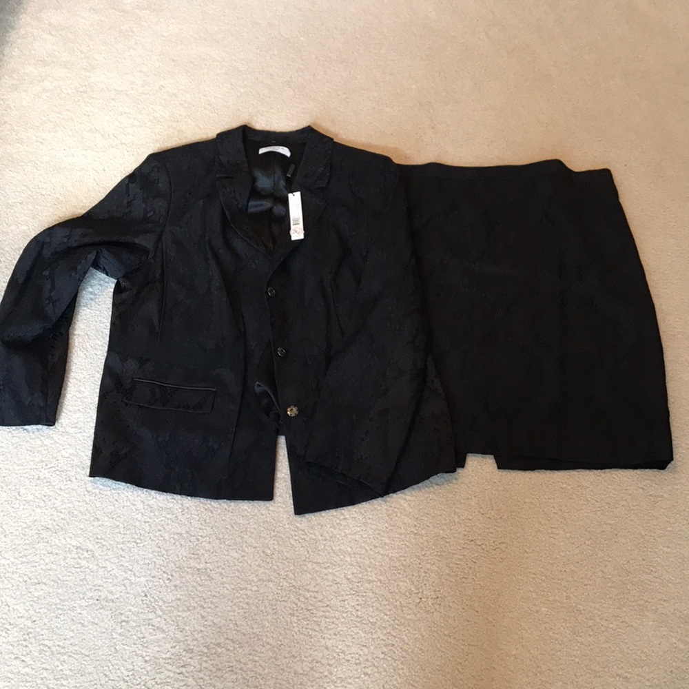Brand new suit